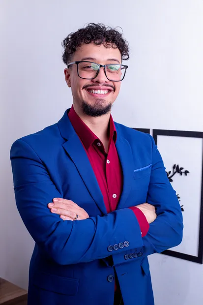 Terapeuta de casal e sexólogo.